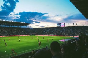 九游app下载中心-球员在转换节奏中如何避免节拍踩空