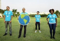 九游下载中心-世界青年长跑比赛在越南举行，激烈比拼，世界男子长跑名将排行榜